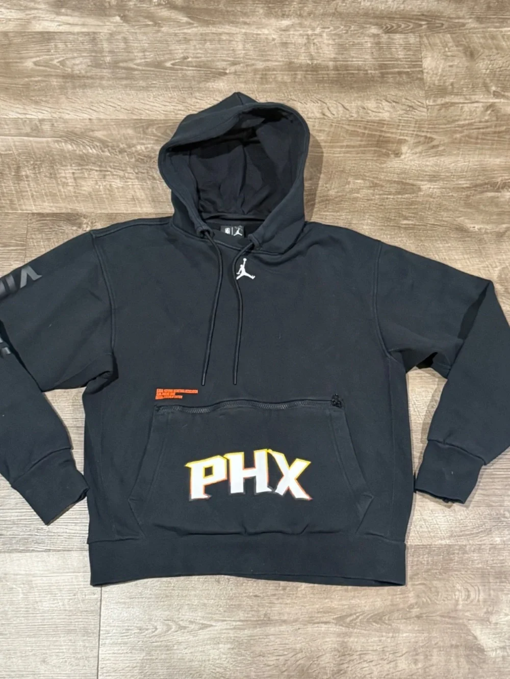 Jordan Men’s black Phoenix suns courtside statement edition pullover hoodie M